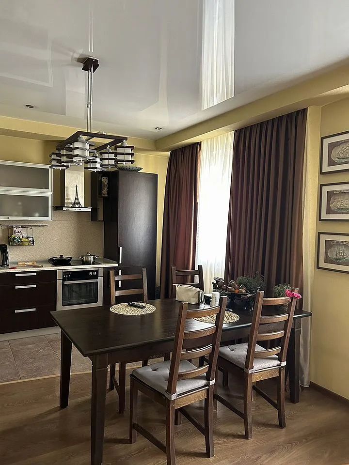 3-комнатная квартира в аренду, улица Кропоткина, 96/1 — 40 000 ₽/мес