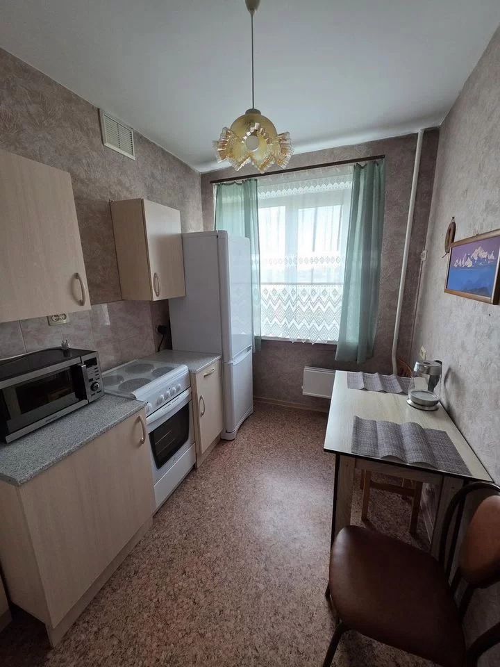 2-комнатная квартира в аренду, ул. Челюскинцев, 17 — 35 000 ₽/мес