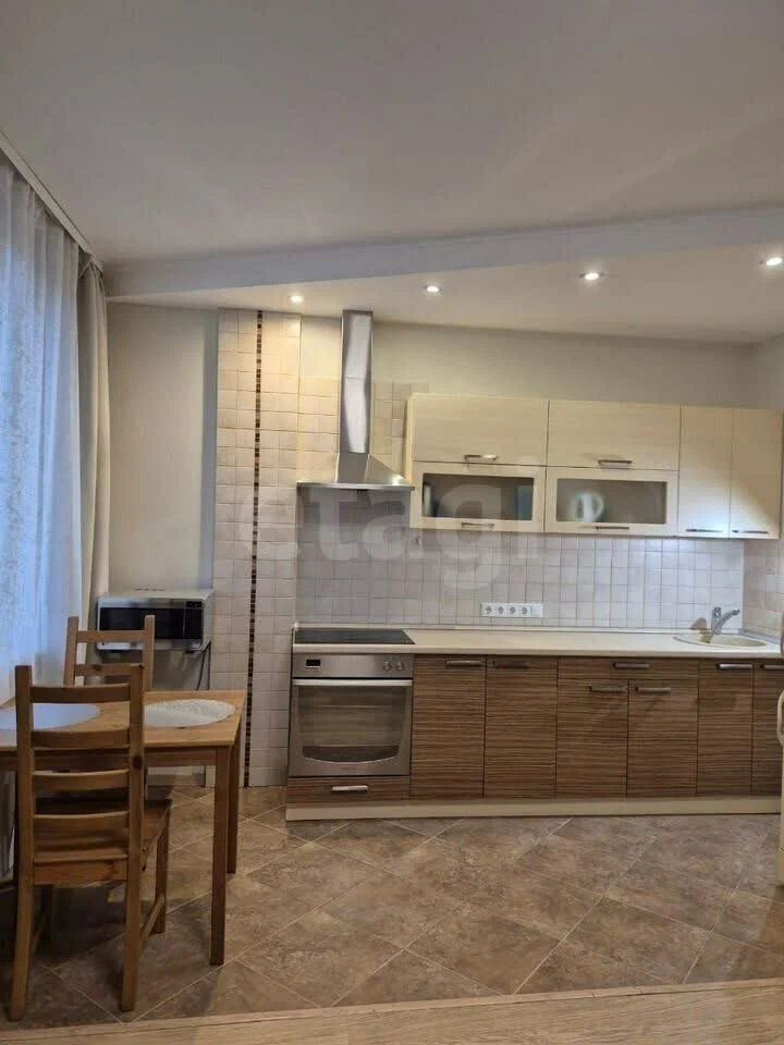 Студия в аренду, Новосибирск, улица Галущака, 4 — 35 000 ₽/мес