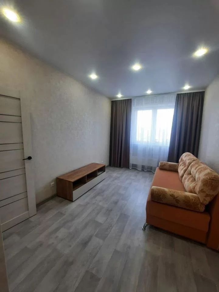 1-комнатная квартира в аренду, мкр-н Закаменский, 16 — 35 000 ₽/мес