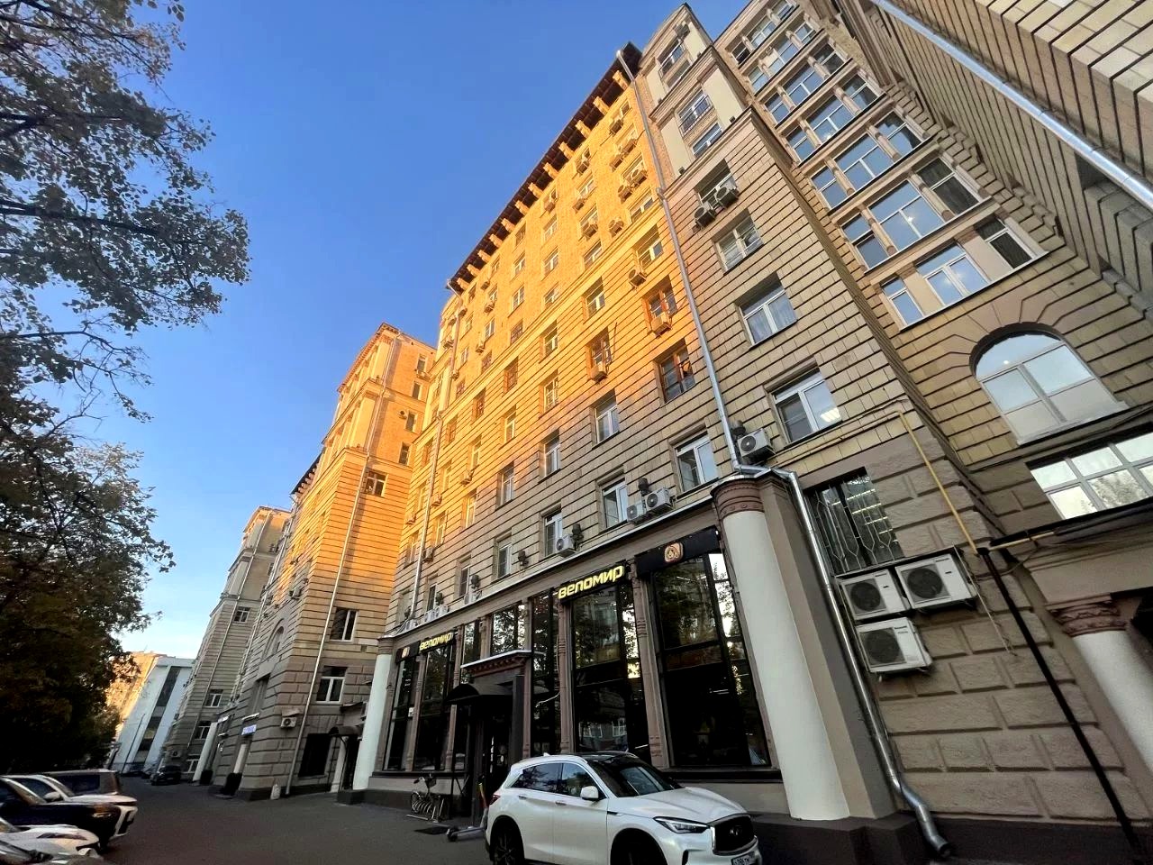 2-комнатная квартира в аренду, Москва, Люсиновская ул. 53 — 110 000 ₽/мес