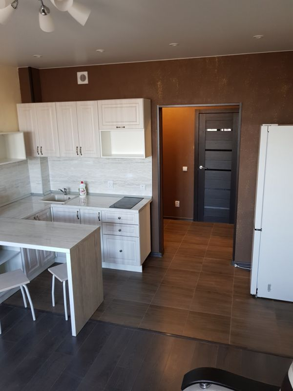 Студия в аренду, улица Фрунзе, 49 — 23 000 ₽/мес